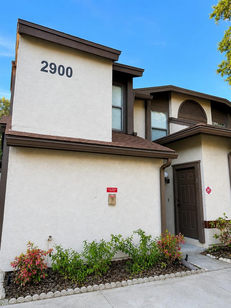 2900 S SEMORAN BOULEVARD Unit B1