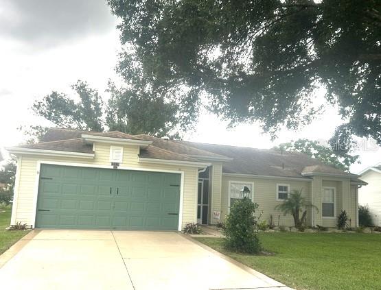 Listing photo 1 for 25078 Riverwalk Dr