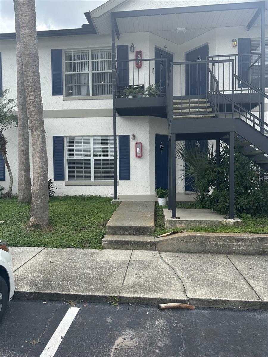 3651 N GOLDENROD ROAD Unit C109