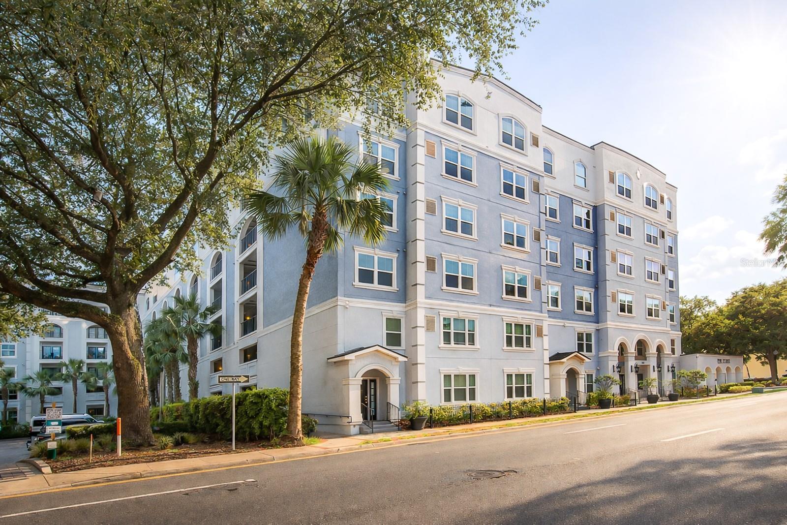 206 E SOUTH STREET Unit 4007
