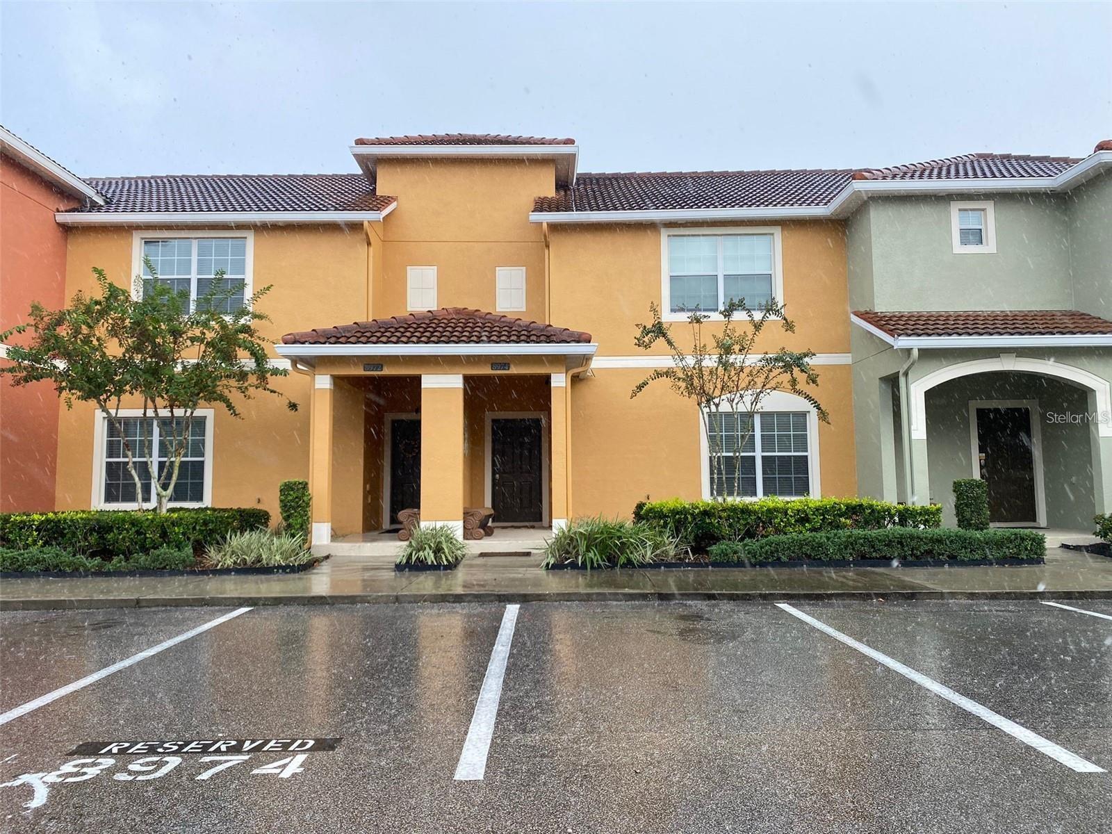 Listing photo 1 for 8974 Sugar Palm Rd