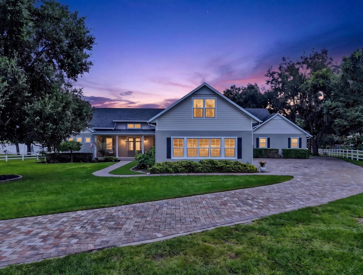 Listing photo 1 for 10725 Dark Water Ct