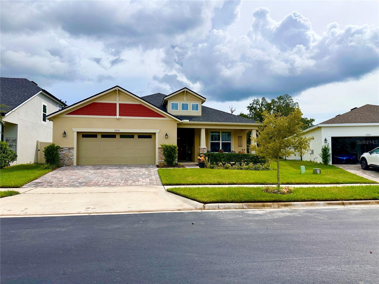 2333 FARNHAM DR