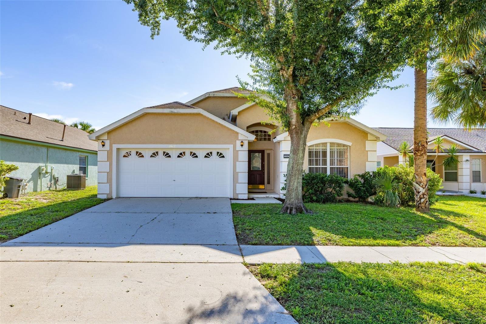 1612 OAK HILL TRAIL