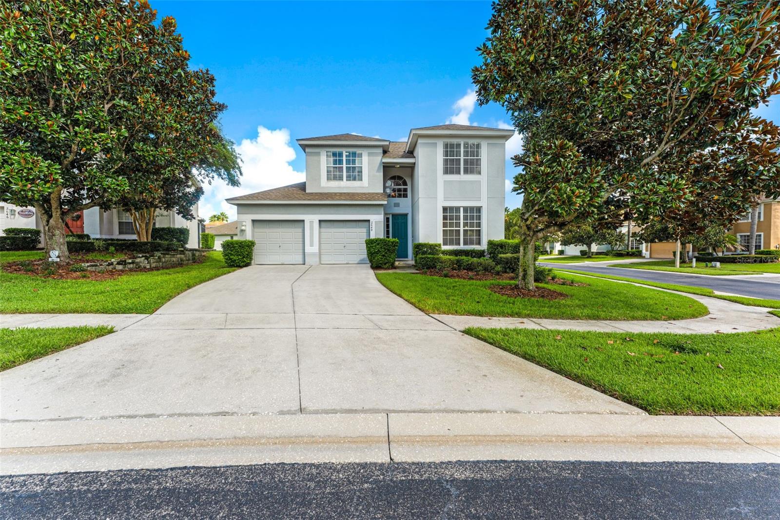 Listing photo 1 for 2648 Dinville St