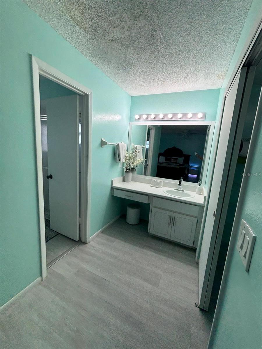 Photo 36