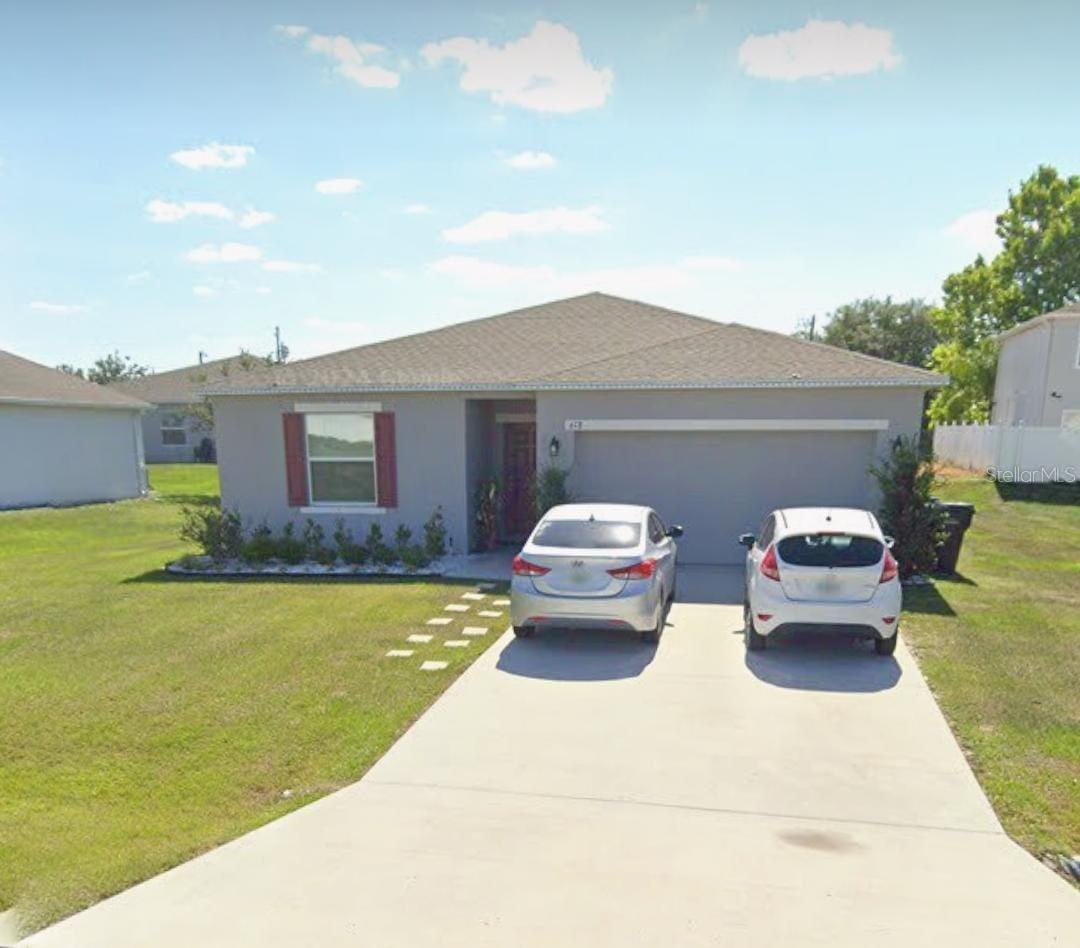Listing photo 1 for 618 James Ct