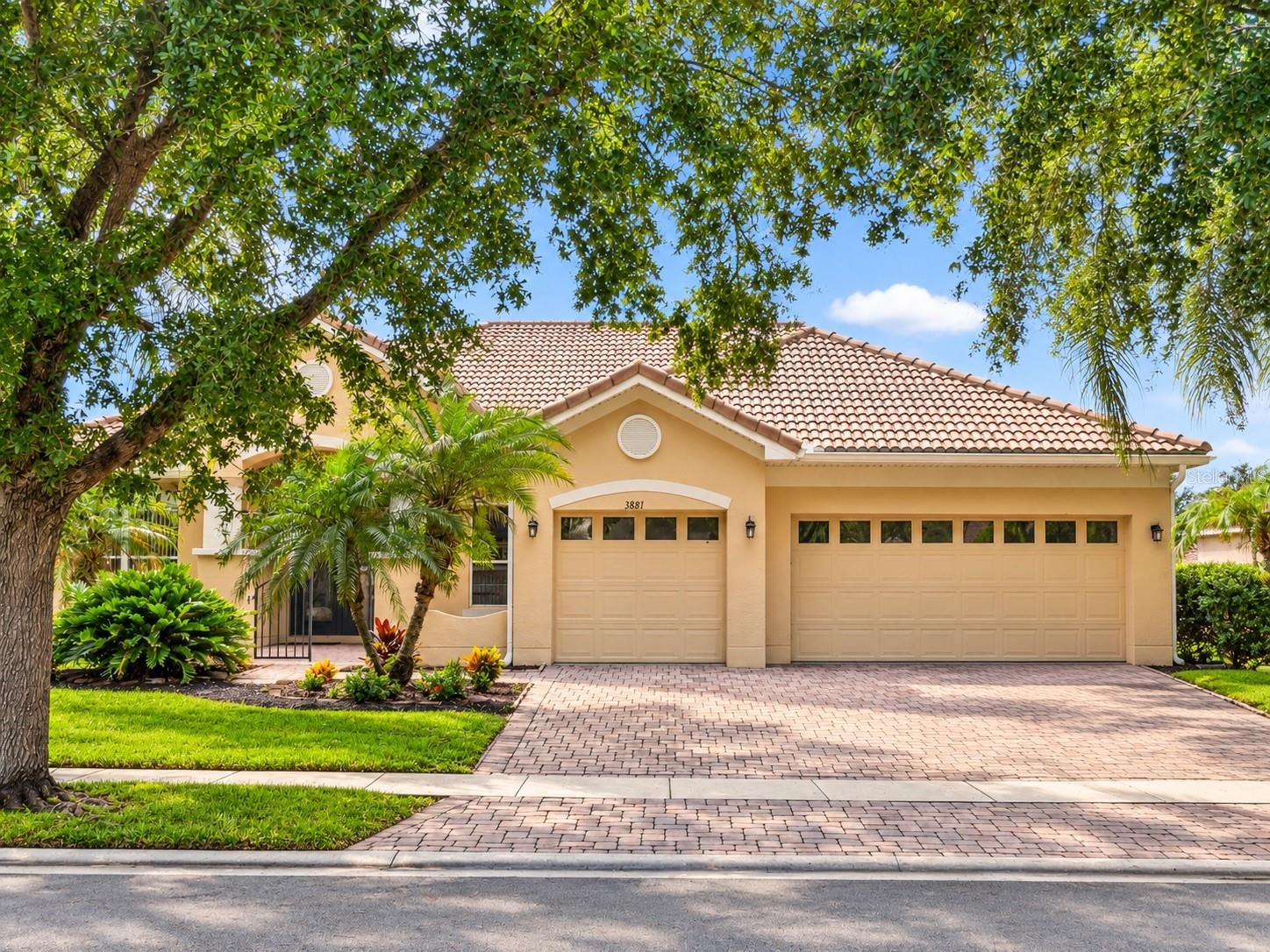 3881 BOWFIN TRAIL