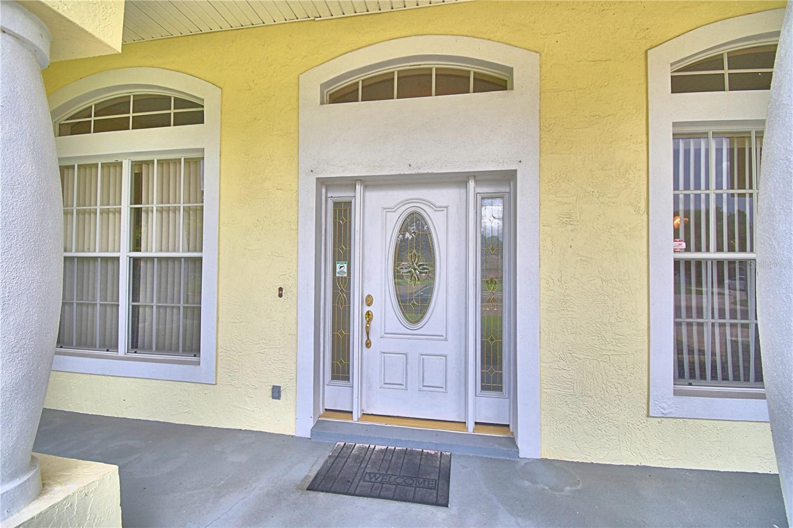 Listing photo 3 for 754 Santa Maria Dr