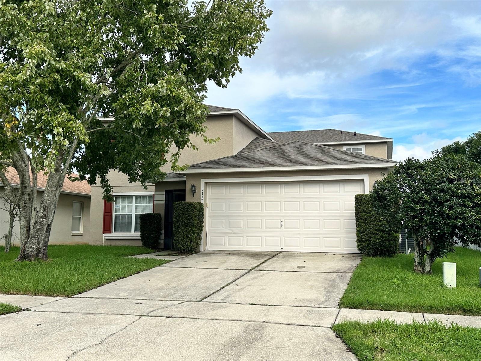 813 CLIFTON HILLS ST.
