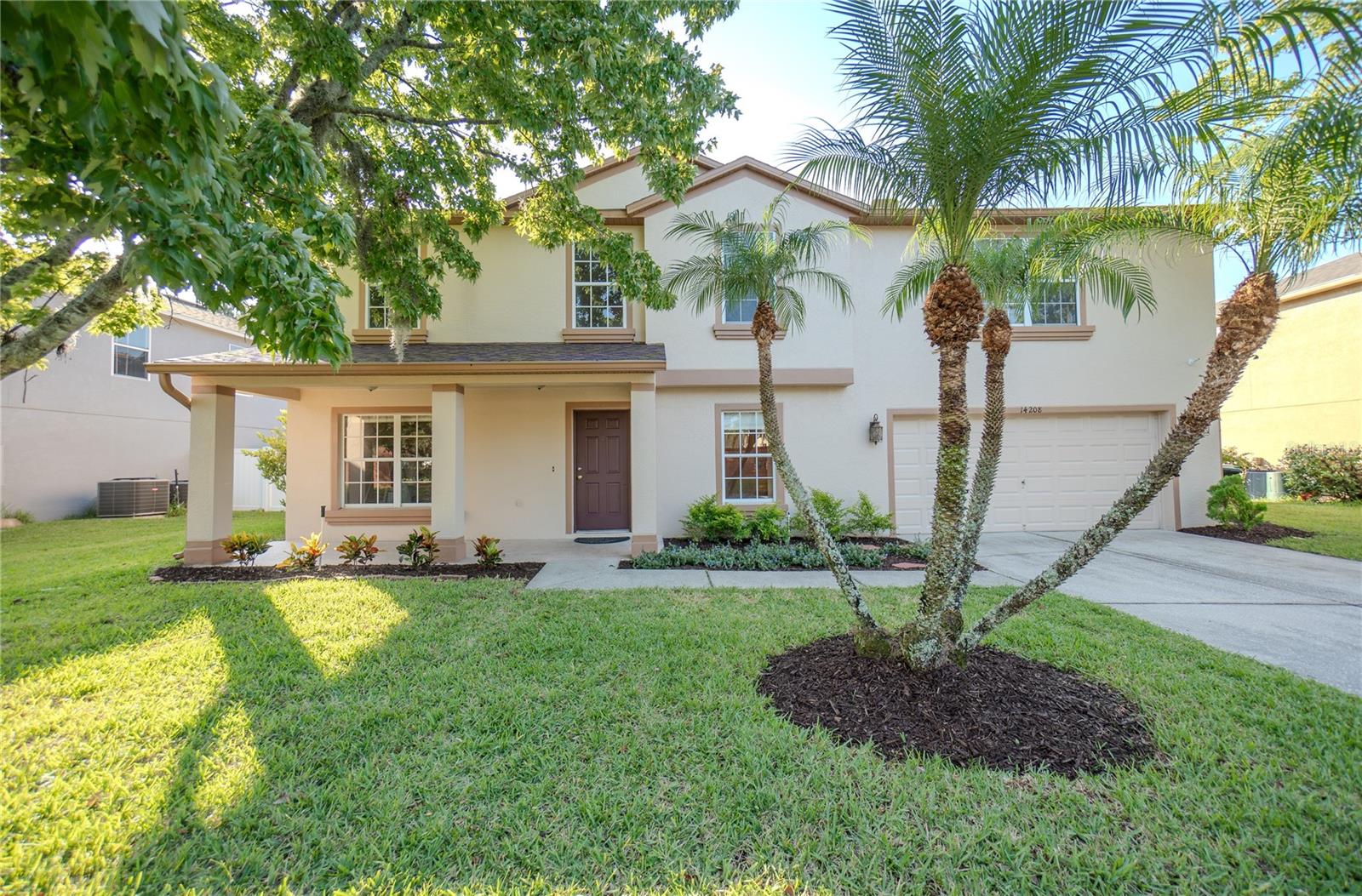 Listing photo 1 for 14208 Abington Heights Dr