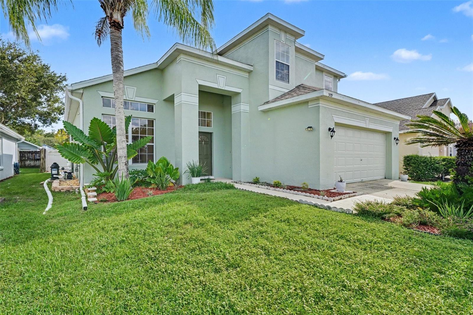 909 DEVON CREEK ROAD