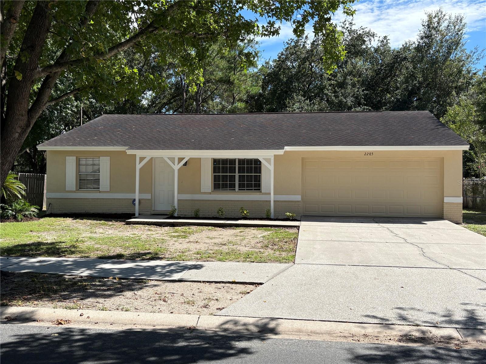 Listing photo for 2285 Crystal Grove Ln