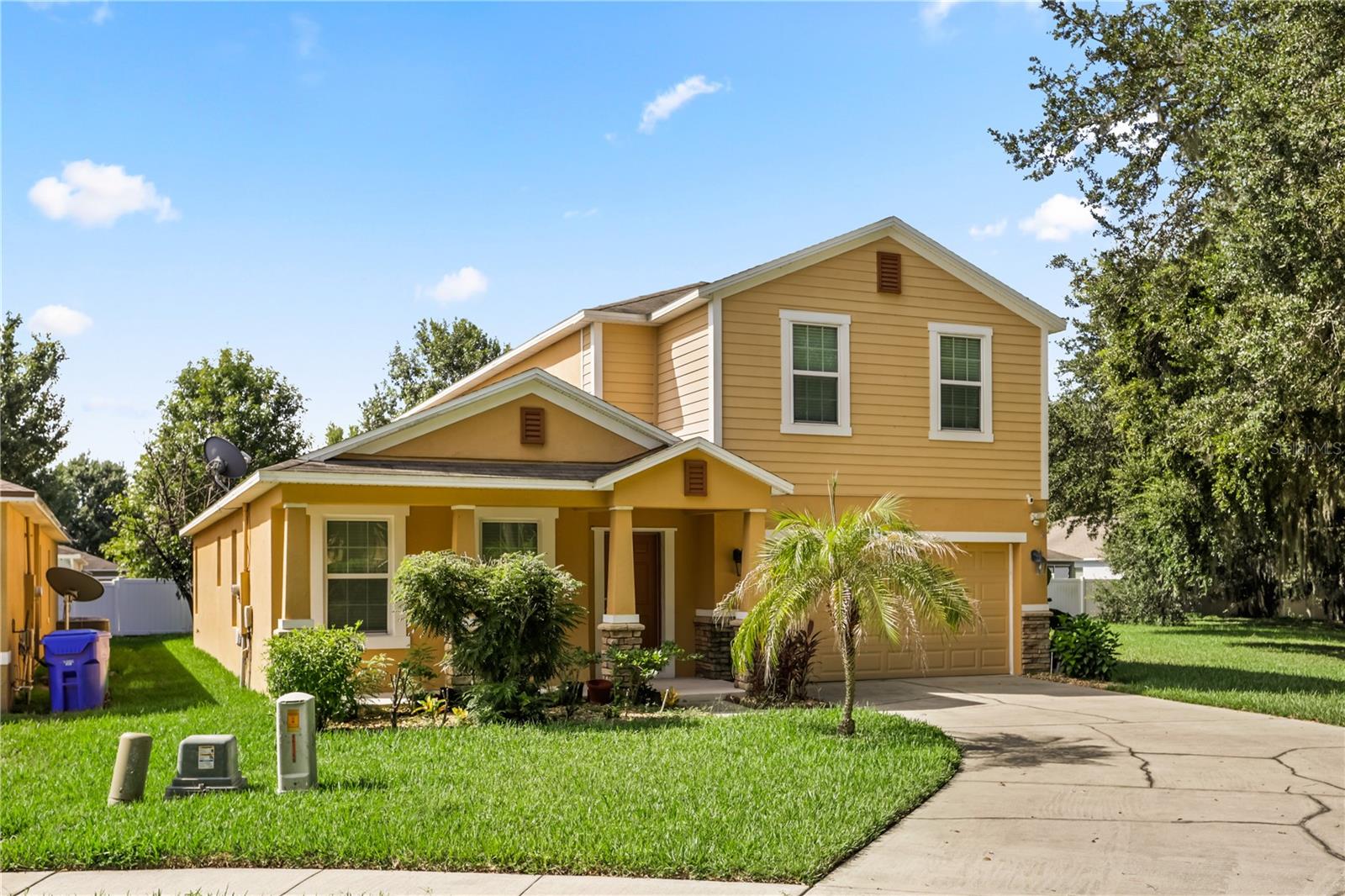 Listing photo 1 for 3637 Black Dog Ct