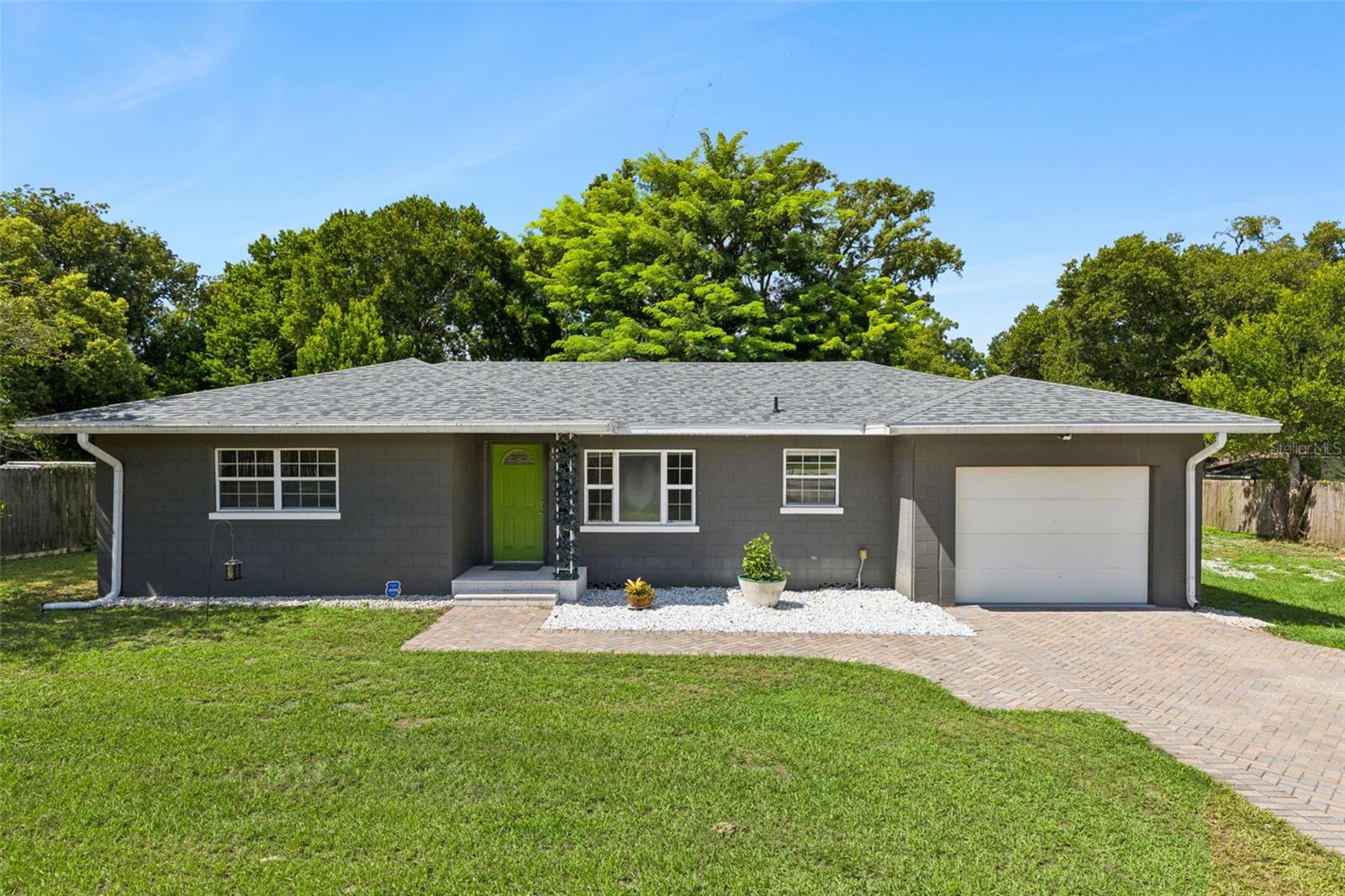 4722 N ORANGE BLOSSOM TRAIL