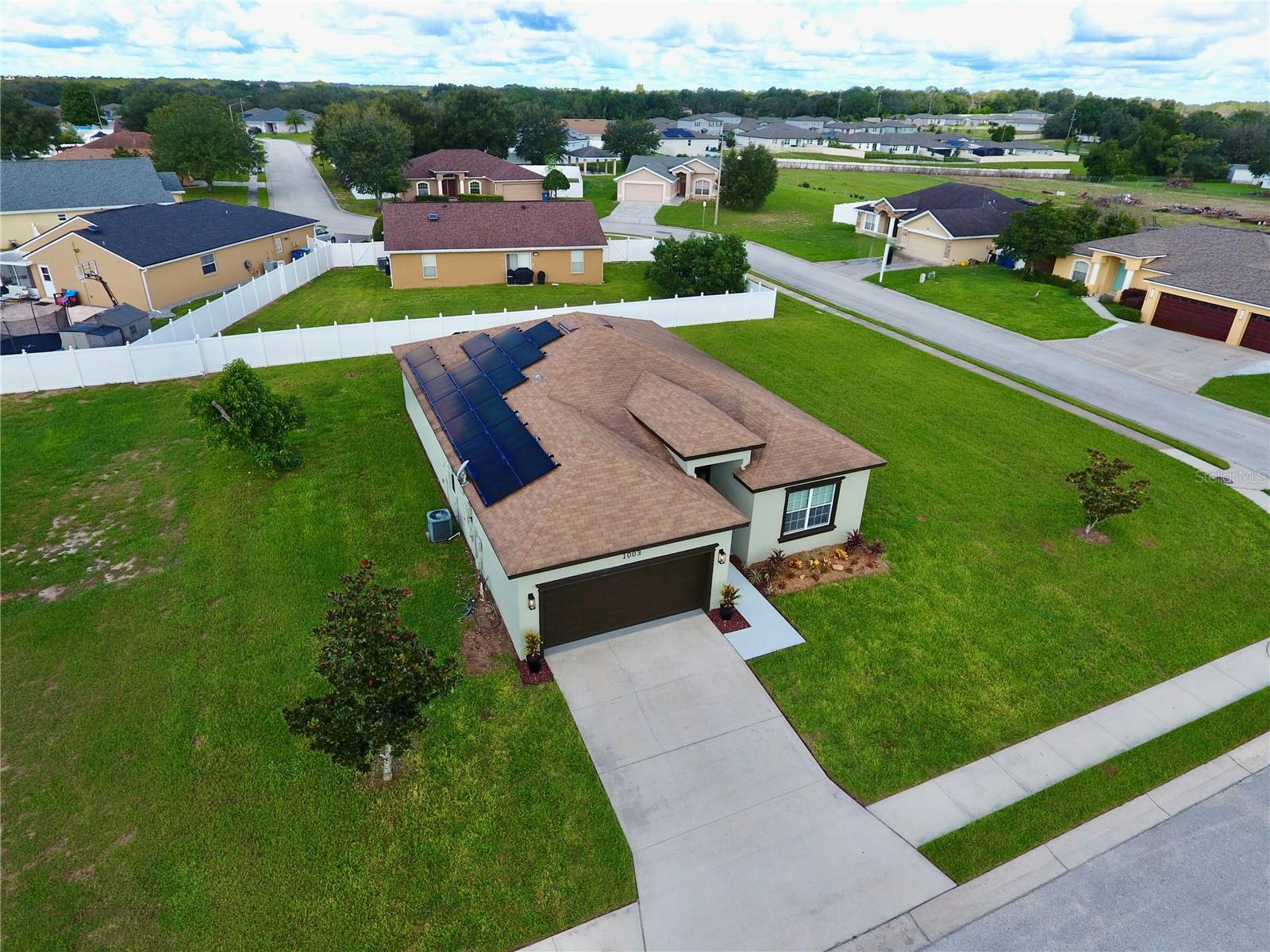 Listing photo 3 for 1003 Mystery Cir