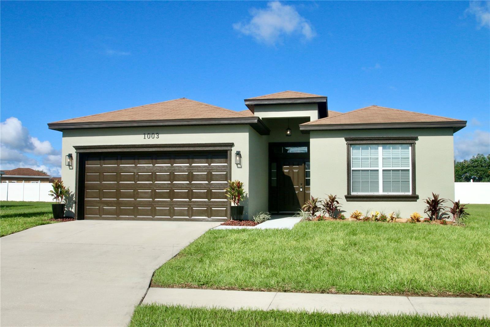 Listing photo 1 for 1003 Mystery Cir