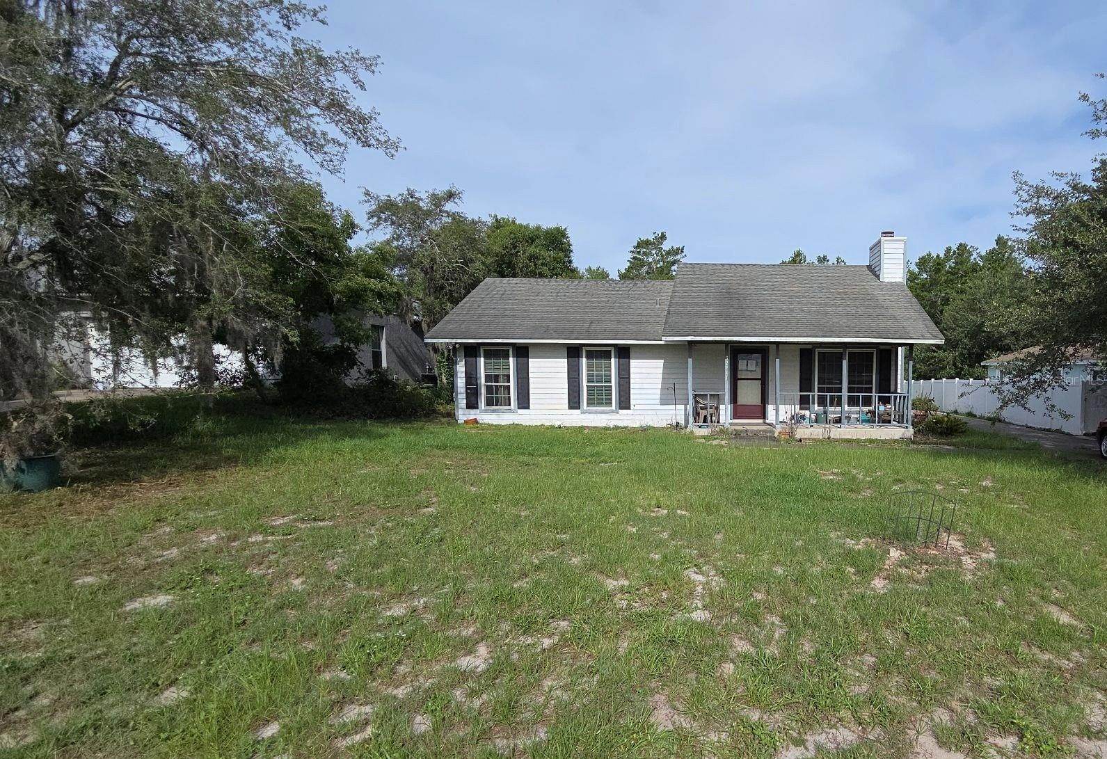 Listing photo 1 for 32911 Forest Ave
