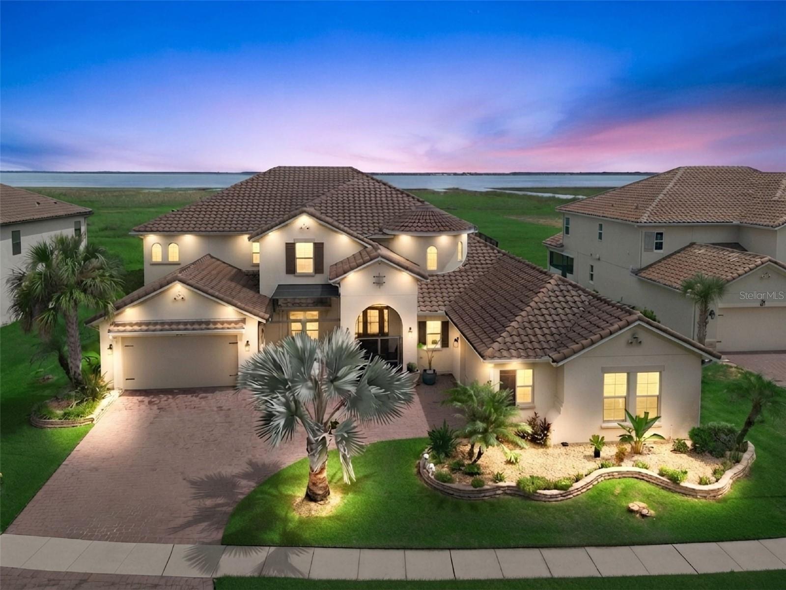 1641 GATEWAY LANE