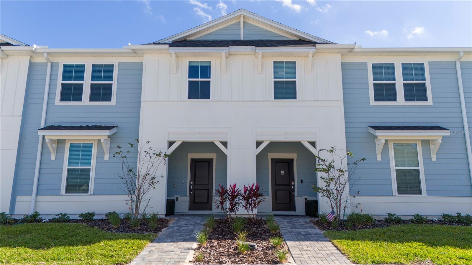 Listing photo 3 for 1288 Blue Paradise Way