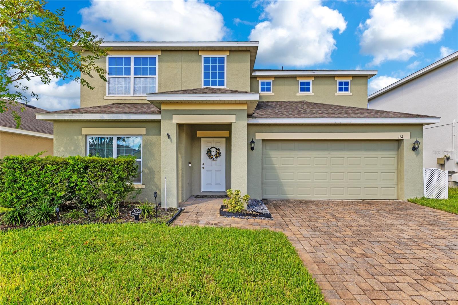 Listing photo 1 for 161 Williamson Dr