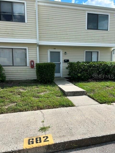 682 LESLIE COURT Unit 682
