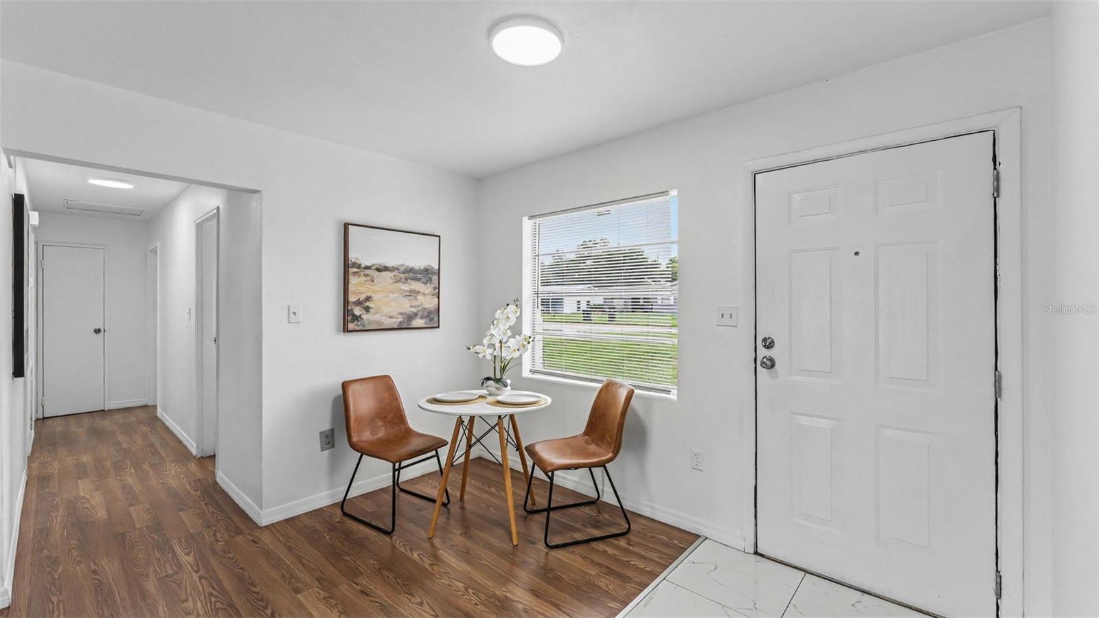 Listing photo 3 for 1805 Elk Dr