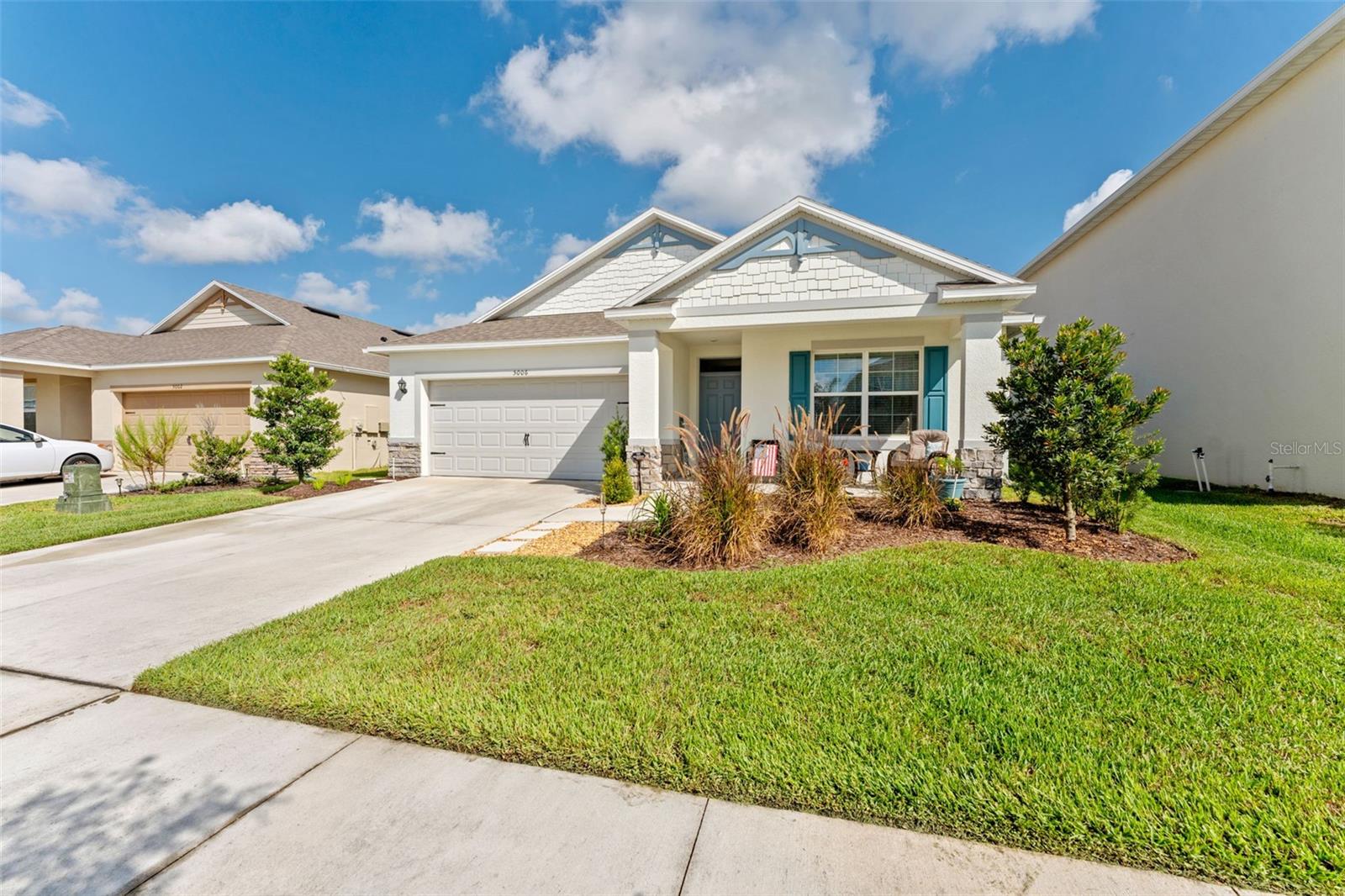 Listing photo 3 for 5006 Foxglove Cir