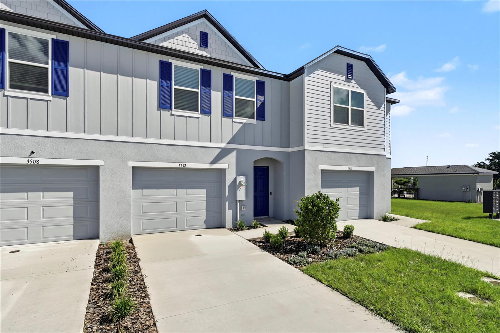 Listing photo 2 for 3512 Eagles Crossing Way