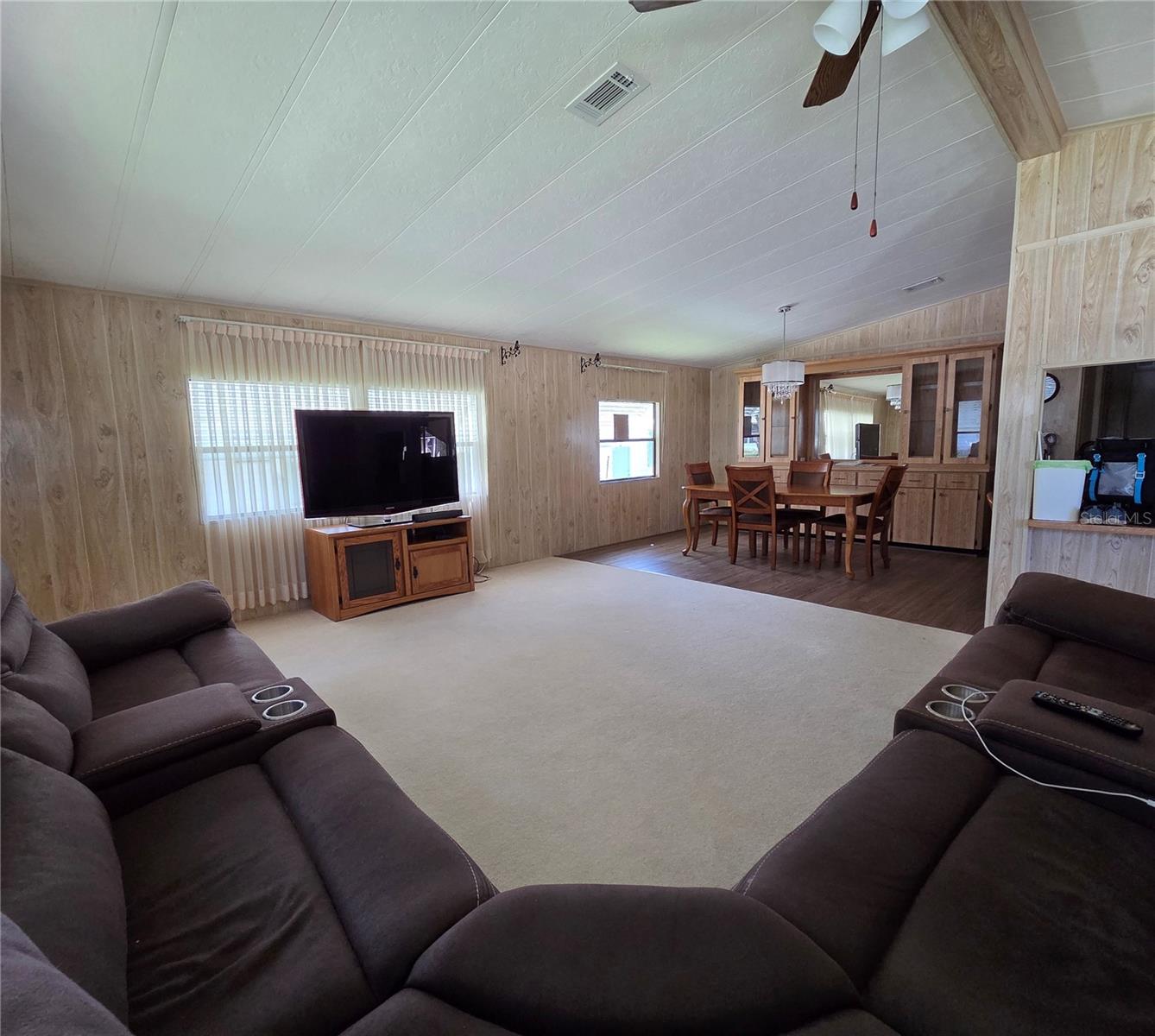 Listing photo 2 for 2430 Fairbluff Rd #1556