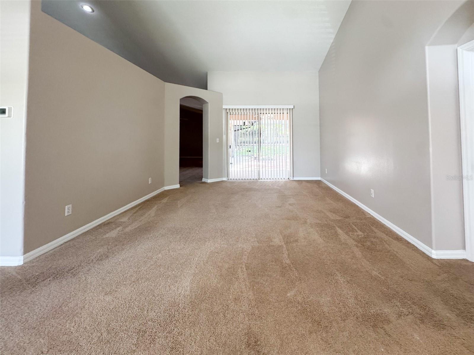Listing photo 3 for 14706 Peppermill Trl