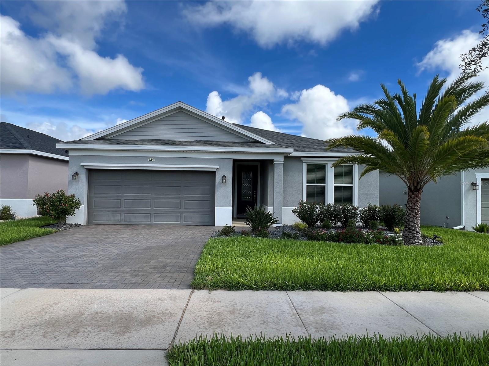 Listing photo 1 for 649 Conservation Blvd