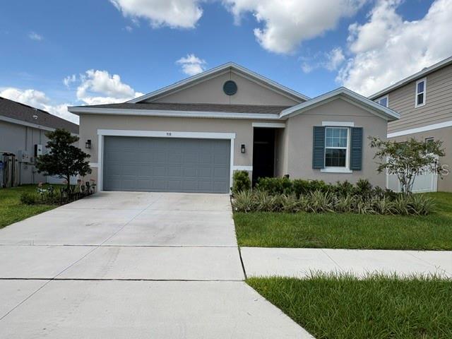 Listing photo 1 for 918 Heirloom Dr