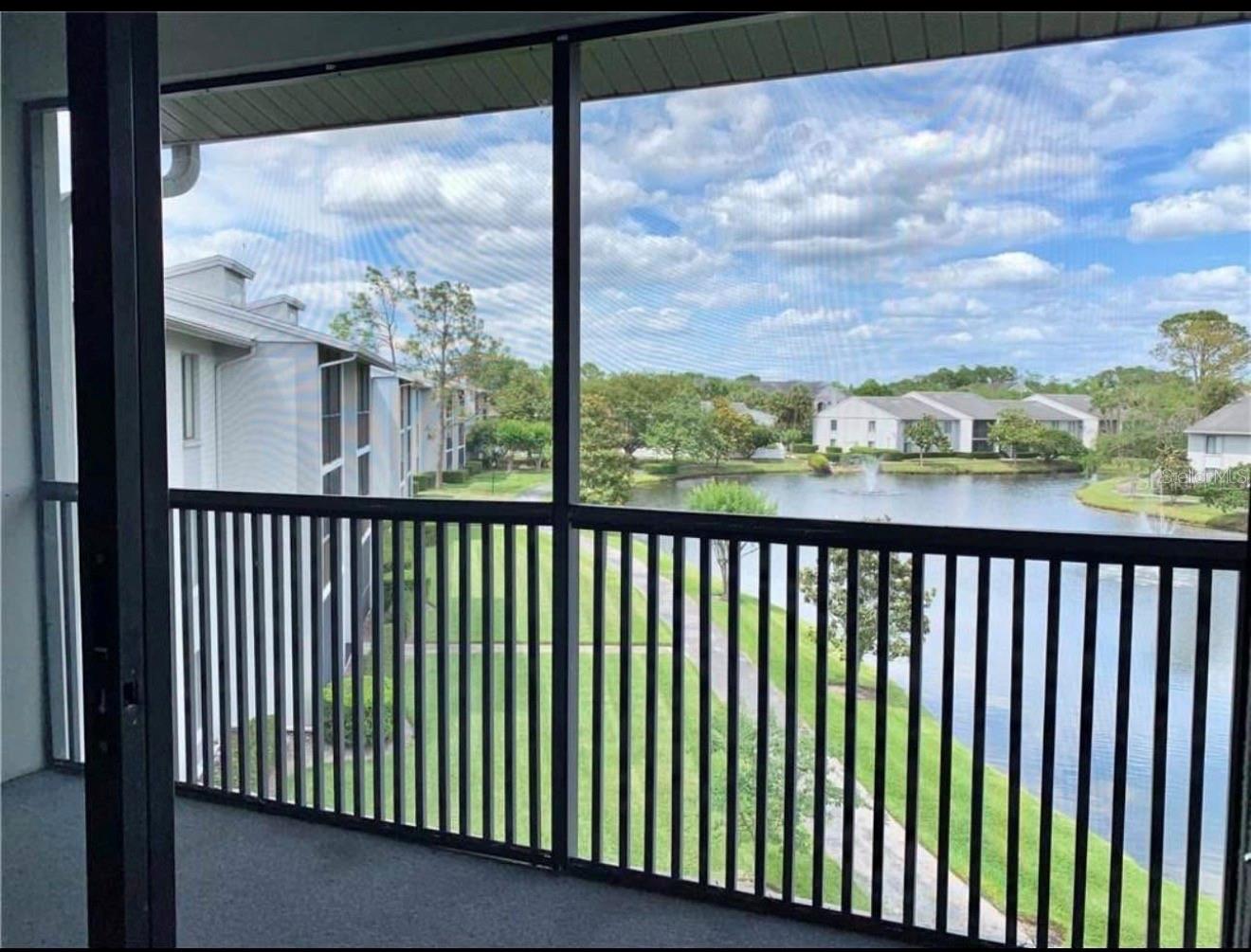1135 S PINE RIDGE CIRCLE Unit E3