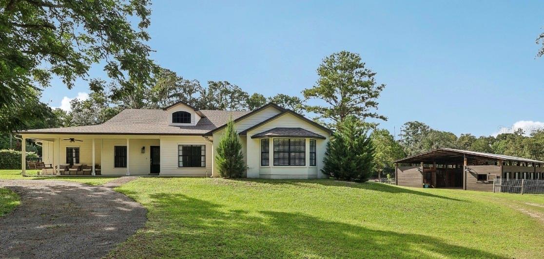 Listing photo 1 for 22301 Coronado Somerset Dr