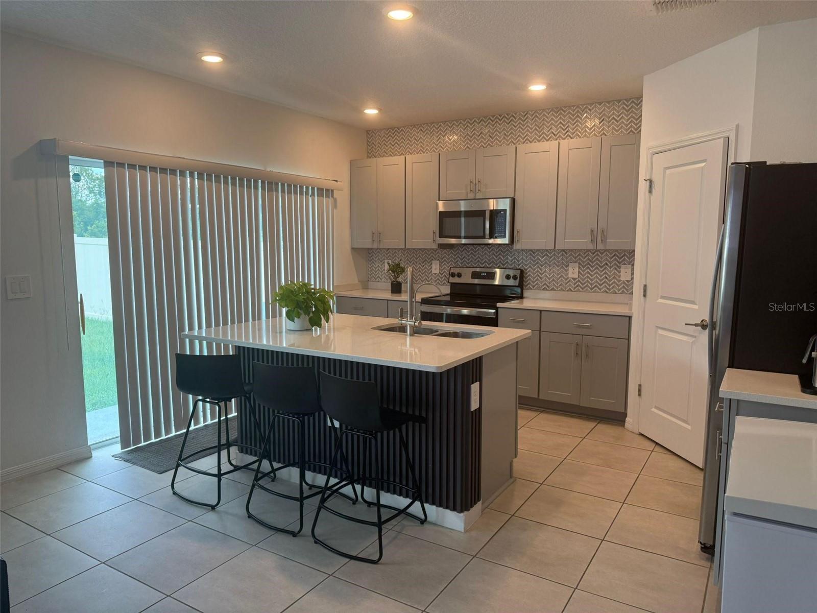 Listing photo 2 for 1314 Asher Mason Ave