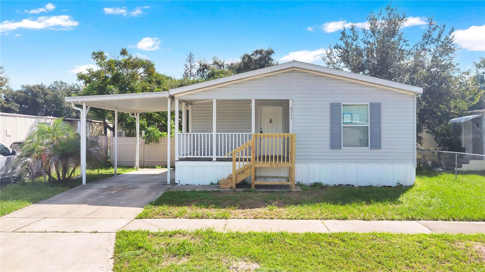 Listing photo 1 for 4755 Bunting Ave