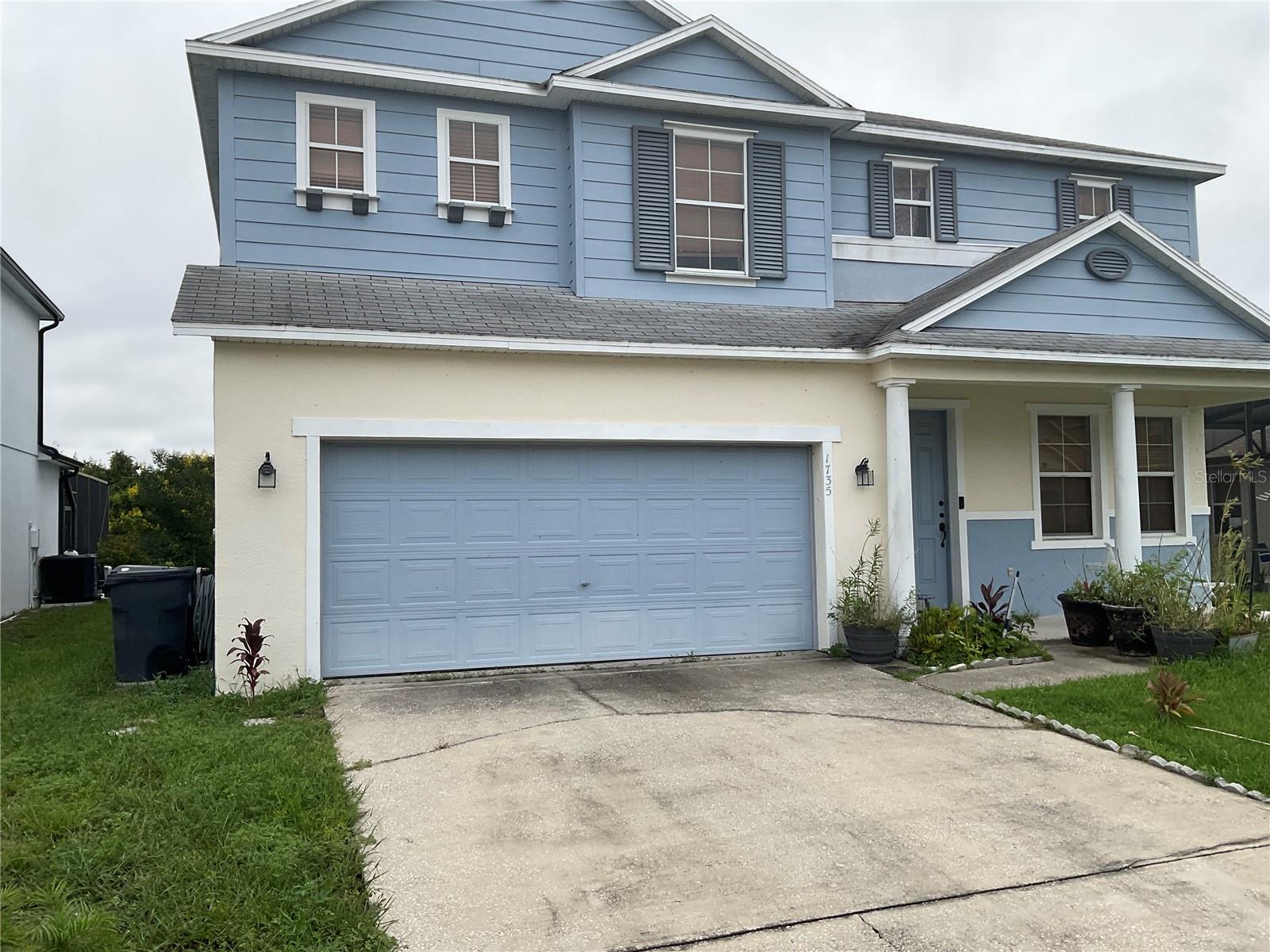 Listing photo 1 for 1735 Pine Ridge Dr