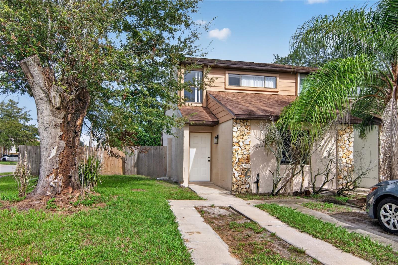 2747 GRAY FOX LANE