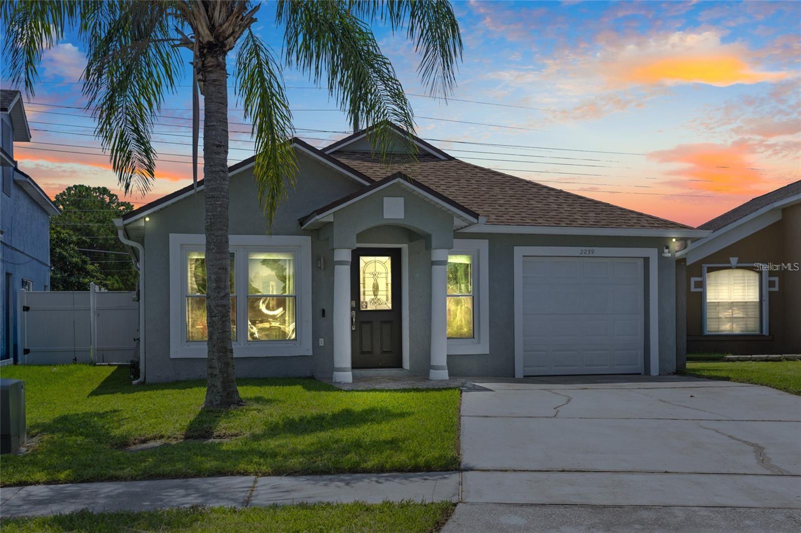 Listing photo 2 for 2239 Santa Lucia St