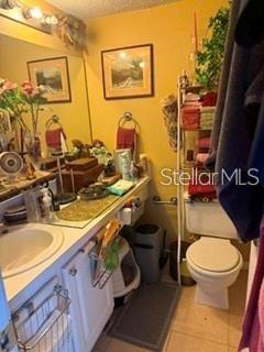Listing photo 2 for 115 Oyster Bay Cir #360