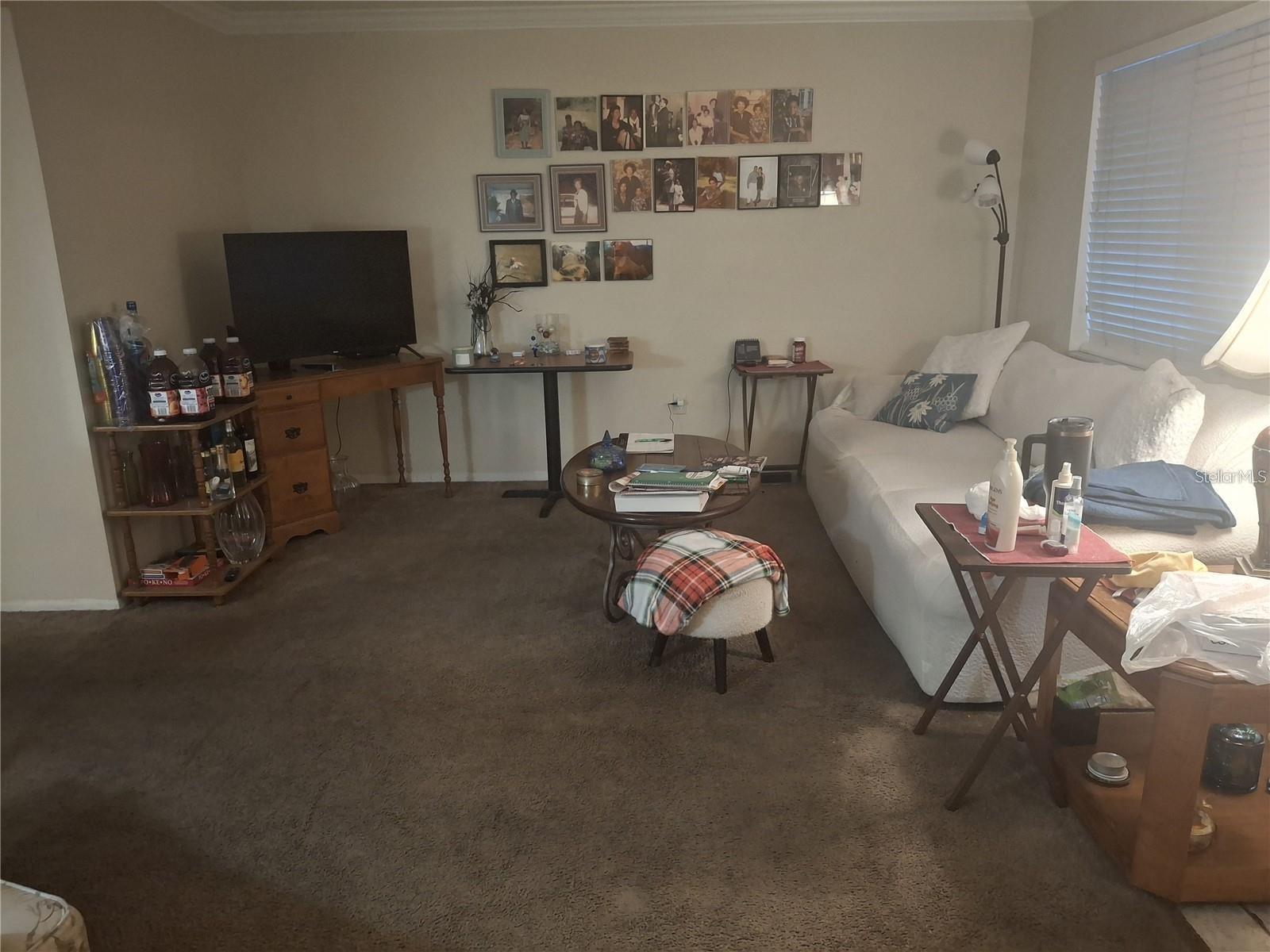 Listing photo 3 for 151 Oyster Bay Cir #300