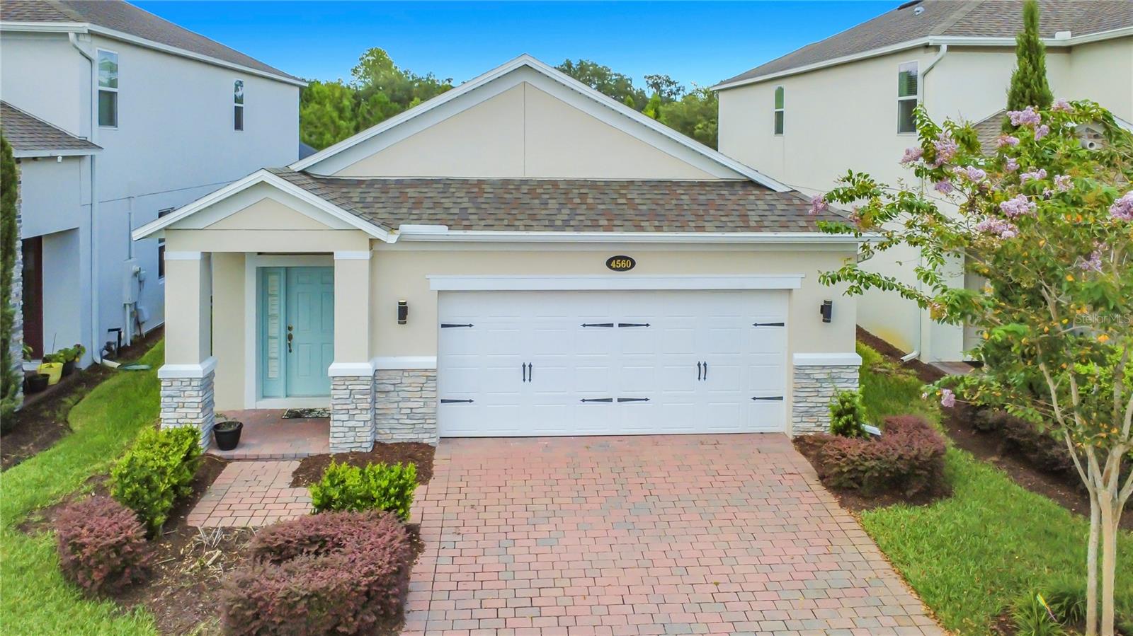 Listing photo 1 for 4560 Dulwik Pl