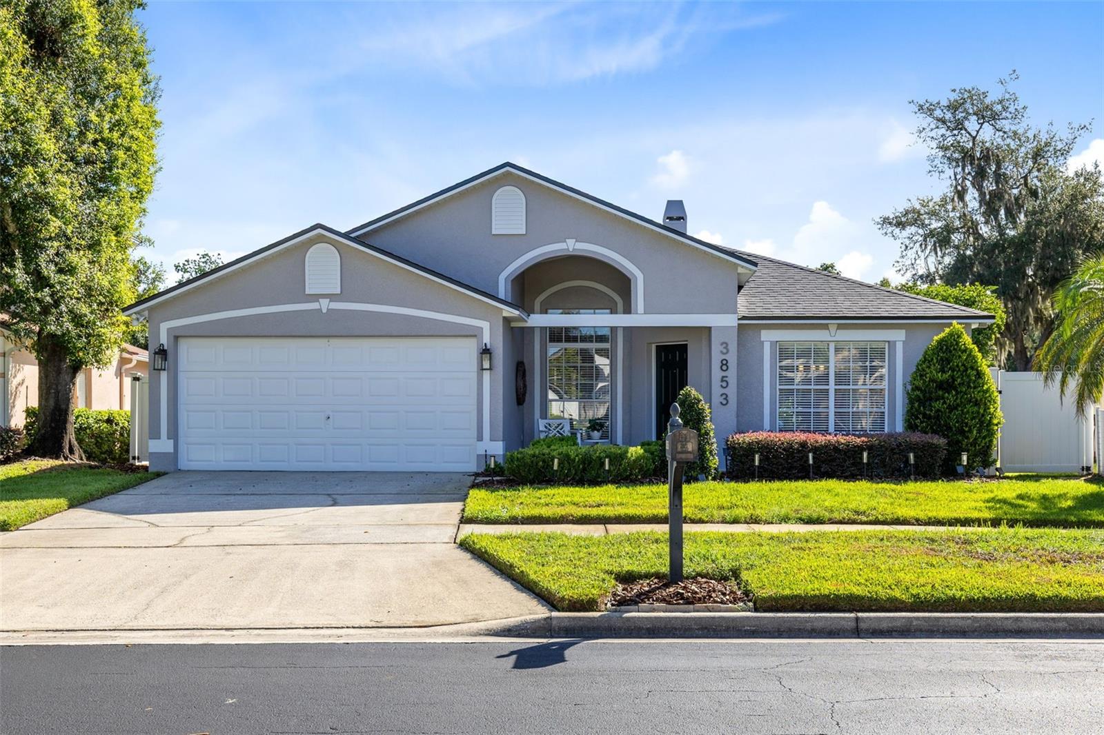 3853 SEMINOLE DRIVE