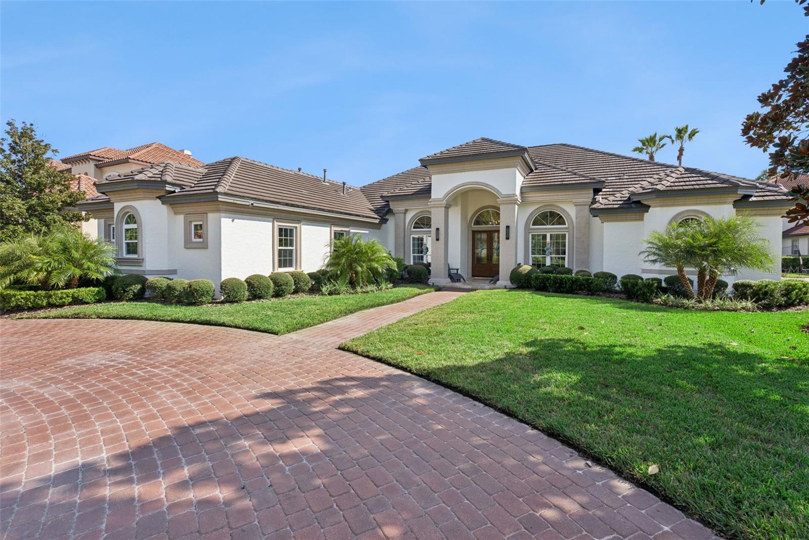Listing photo 1 for 2133 Alaqua Lakes Blvd