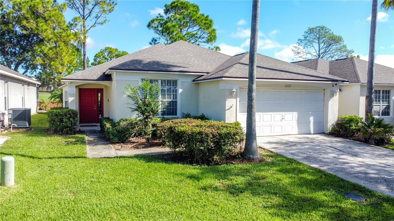 Listing photo 1 for 1523 Gulf Vue Dr