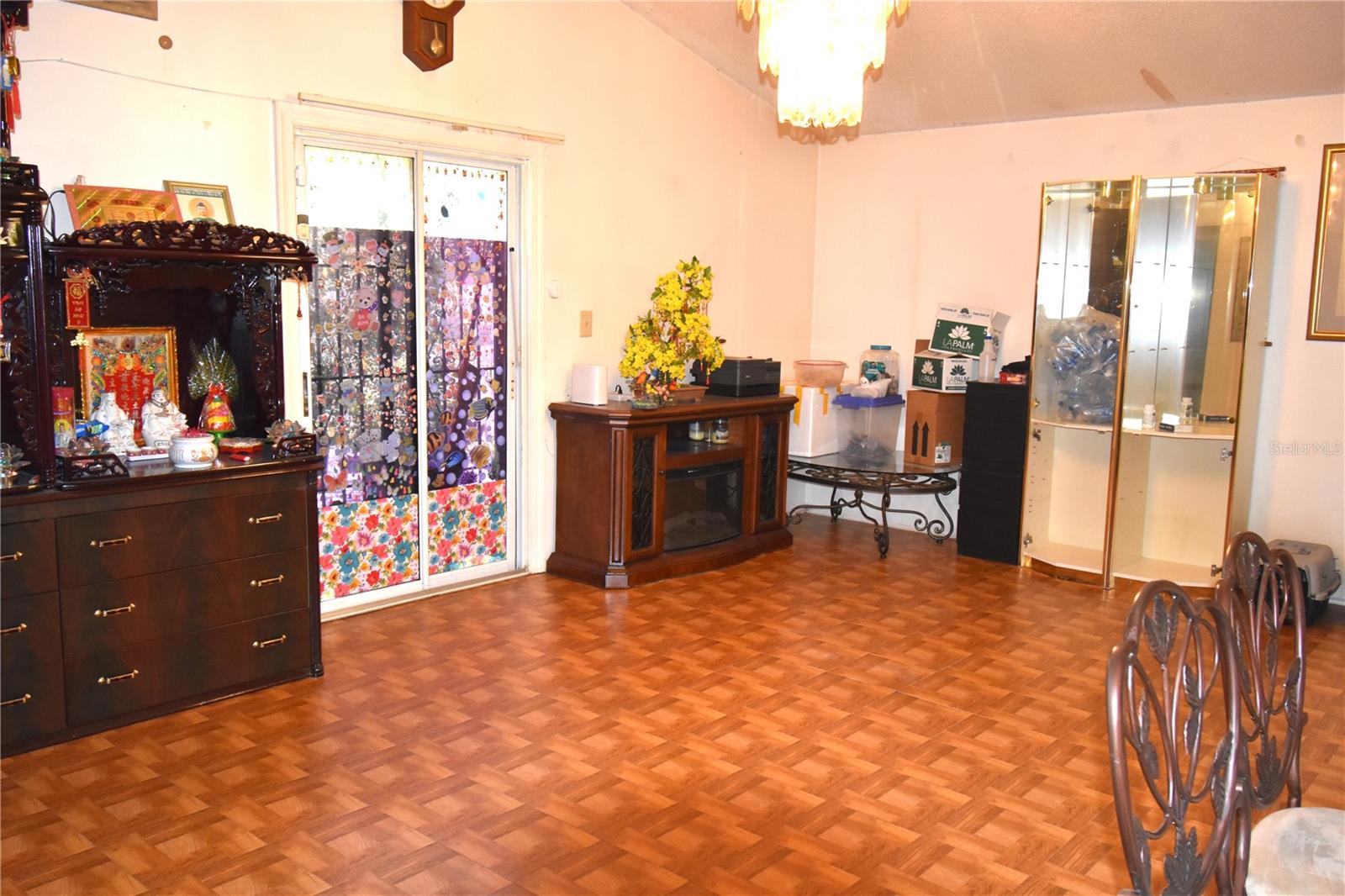Photo 3