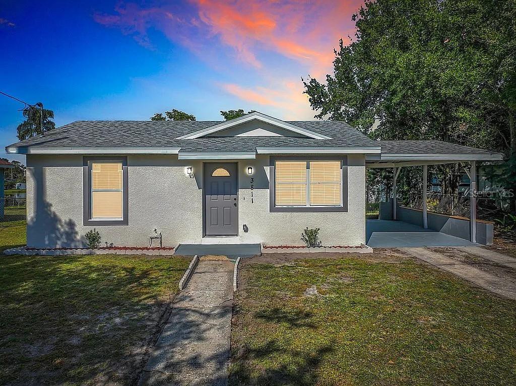 Listing photo 2 for 3811 Wilts St