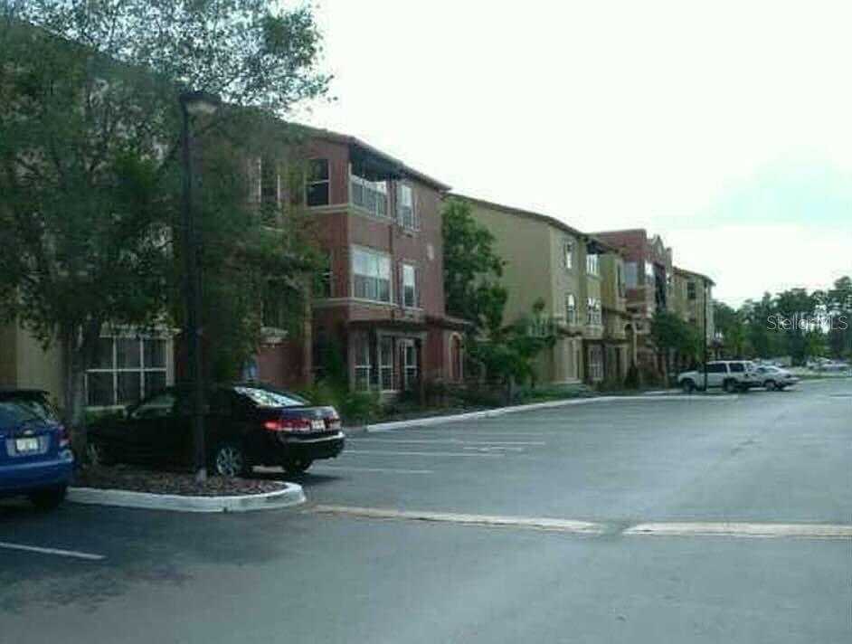 5160 CONROY ROAD Unit 1435