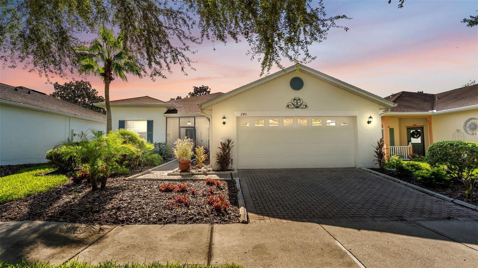 Listing photo for 245 Amelia St
